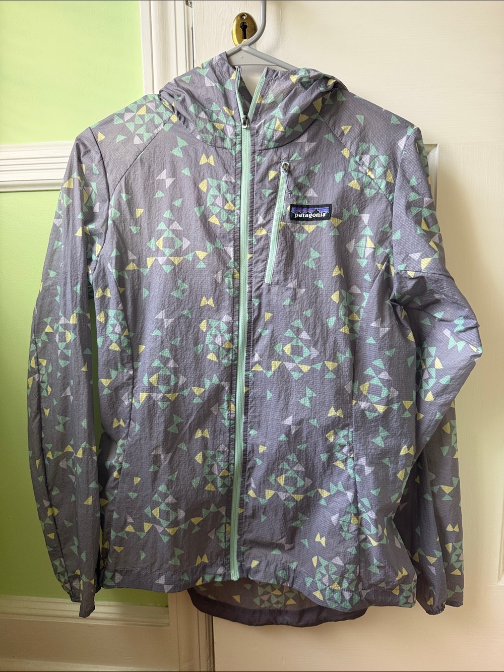 Patagonia lightweight geometric jacket small